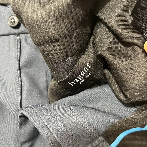 Haggar men's pants 38 navy blue slacks pleated front 31.5" inseam 100% polyester - Picture 4 of 7